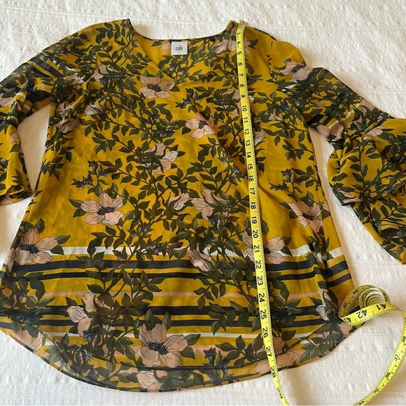 2/$30 CAbi Women's Yellow Golden Mustard Floral Blouse - Picture 6 of 7
